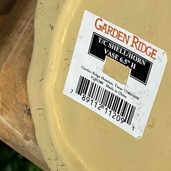 Vintage T/C Shell Horn Ceramic Planter Vase - Picture 8 of 8